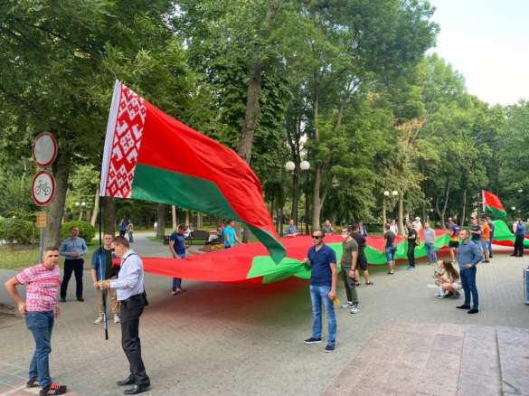 Белоруссия вышла на митинги за Лукашенко (+ФОТО, ВИДЕО) | Русская весна