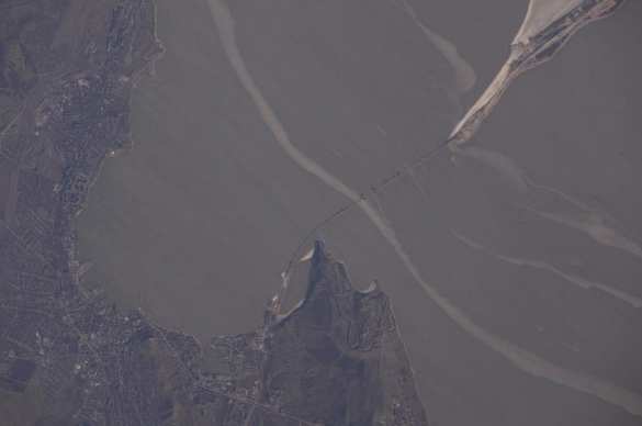 Космонавт сфотографировал Крымский мост с орбиты (ФОТО) | Русская весна