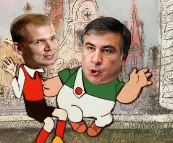 «Михо, который шалит на крыше»: в Сети смеются над Саакашвили (ФОТОЖАБЫ) | Русская весна