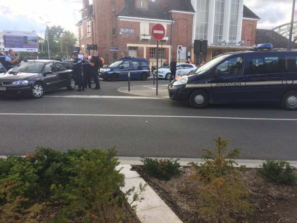 Во Франции на вокзале расстреляли семью из четырех человек (ФОТО) | Русская весна