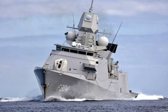 Голландский фрегат сопроводил две российские подлодки с крылатыми ракетами (ФОТО) | Русская весна