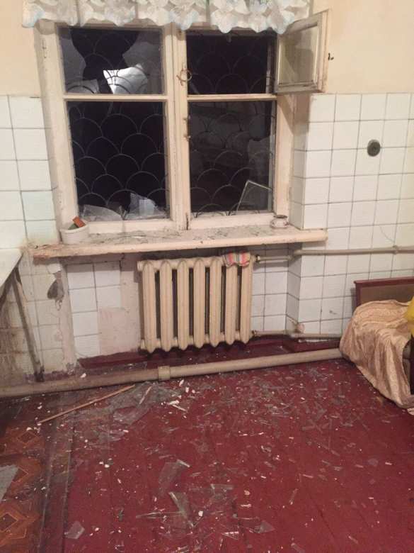 В Горловке ранена женщина, разбито 11 домов: итоги ночи в ДНР (+ВИДЕО, ФОТО) | Русская весна