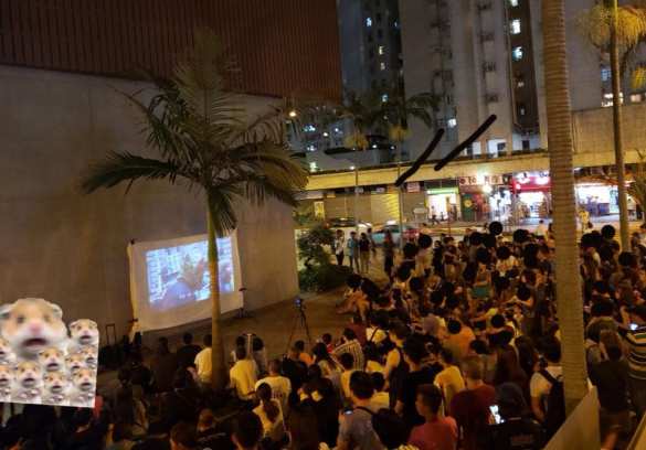 Протестующим в Гонконге показали фильм о Майдане (ФОТО) | Русская весна