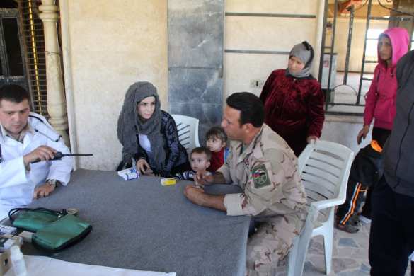 Впервые: Конвой Минобороны прибыл в подконтрольный боевикам анклав в Хомсе (ФОТО) | Русская весна