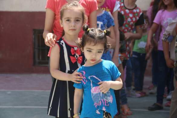 “Russia, Russia!” - Idlib’s children saved from islamists meet Russian soldiers (PHOTO) | Русская весна