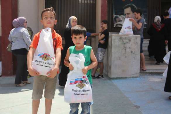 “Russia, Russia!” - Idlib’s children saved from islamists meet Russian soldiers (PHOTO) | Русская весна