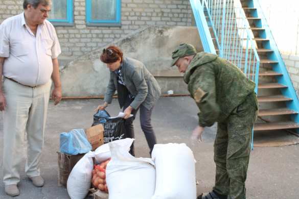 Армия ДНР и «Боевое братство» оказали гуманитарную помощь детским садам и семьям погибших бойцов (ФОТО, ВИДЕО) | Русская весна