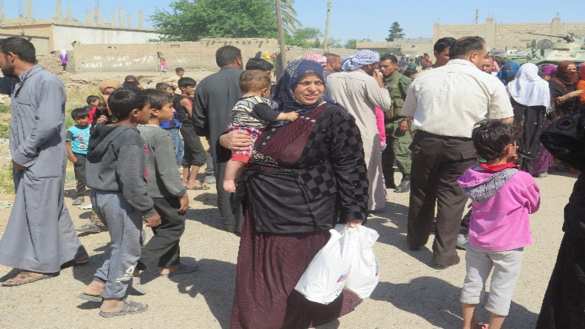 “We are proud of our friendship with Russia!” - Russian military convoy arrived in former ISIS fortress in the desert (PHOTOS) | Русская весна