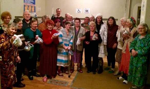 От сердца к сердцу: «Русская Весна» объявляет новогодний сбор помощи и подарков для Донбасса (ФОТО) | Русская весна