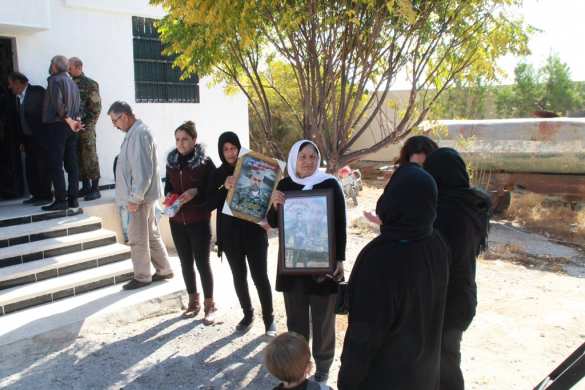 Трогательные кадры: Как освобождённые от боевиков сирийские дети радуются приезду российских военных (+ФОТО) | Русская весна