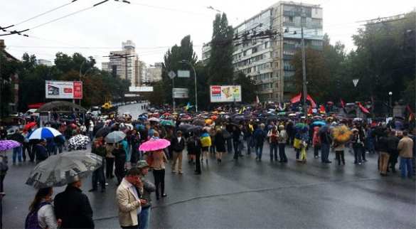 Обстановка в Киеве накаляется: идут потасовки, грозят новым Майданом и требуют назначить Семенченко министром обороны (фото, видео) | Русская весна