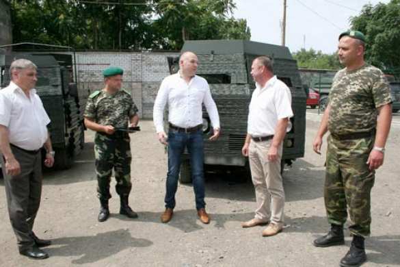 Секретное оружие украинской армии: «ниндзя-черепашки» Секретное оружие украинской армии: «ниндзя-черепашки» от «пьяного сварщика» (фото) | Русская весна