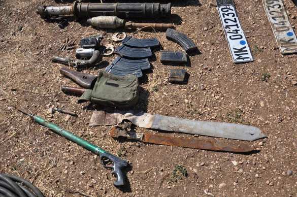 Армия Сирии изъяла большую партию израильских ракет и взрывчатки, оставленных боевиками в Хомсе (ФОТО, ВИДЕО) | Русская весна