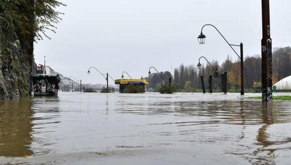 Францию и Италию затопило, есть жертвы (ФОТО, ВИДЕО) | Русская весна