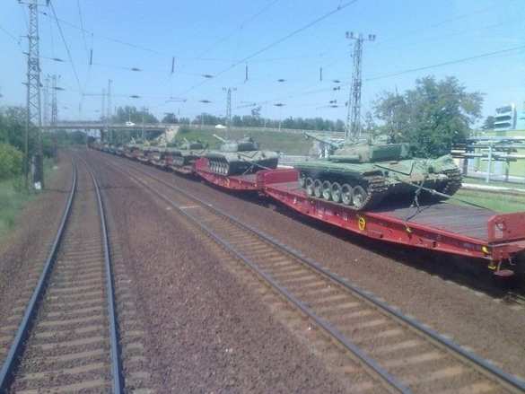 Обзор от ополченца Прохорова: потери хунты в бронетехнике — катастрофические | Русская весна