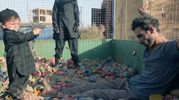 Shocking footage: 3 y.o. ISIS kids execute people in Deir ez-Zor (VIDEO, PHOTOS) | Русская весна