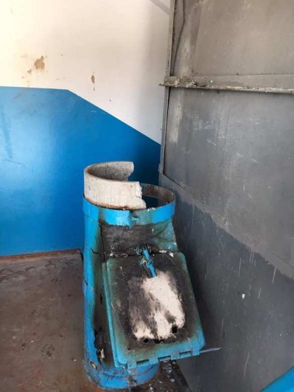 Типичная Украина: в Киеве гранату бросили в мусоропровод многоэтажки (ФОТО) | Русская весна