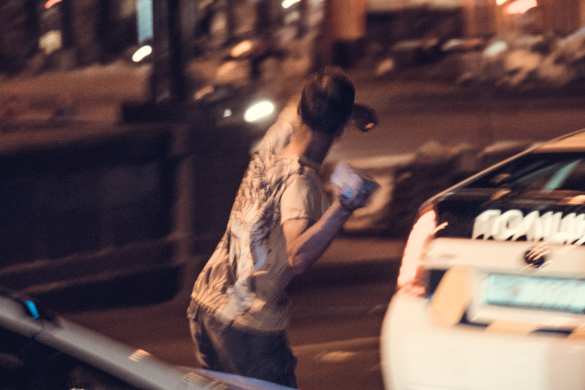 Летали камни и пивные кружки: в Киеве произошла массовая драка с участием фанатов «Ливерпуля» (ФОТО, ВИДЕО) | Русская весна