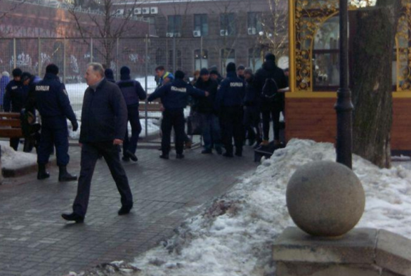 ВАЖНО: В центр Киева стянули военную технику (ФОТО) | Русская весна