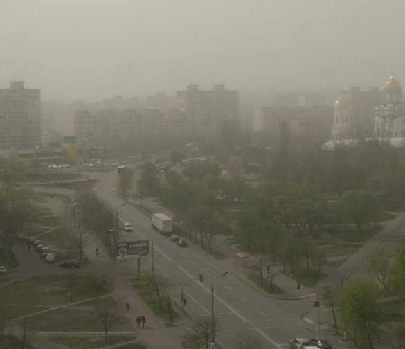 «Кажись, за окном судный день начинается»: Киев накрыла мощная пыльная буря (ФОТО, ВИДЕО) | Русская весна