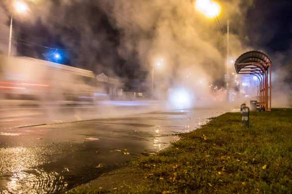 Кто сказал, что в Киеве нет горячей воды? В Киеве прорвало трубы с горячей водой (ФОТО) | Русская весна