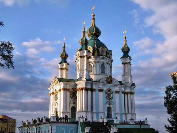 В Киеве Андреевскую церковь забросали «коктейлями Молотова» (ФОТО, ВИДЕО) | Русская весна