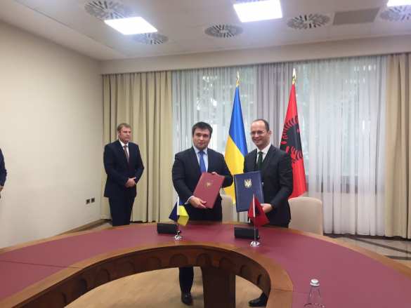 «Перемога»: Украина подписала соглашение о безвизовом режиме с Албанией (ФОТО) | Русская весна