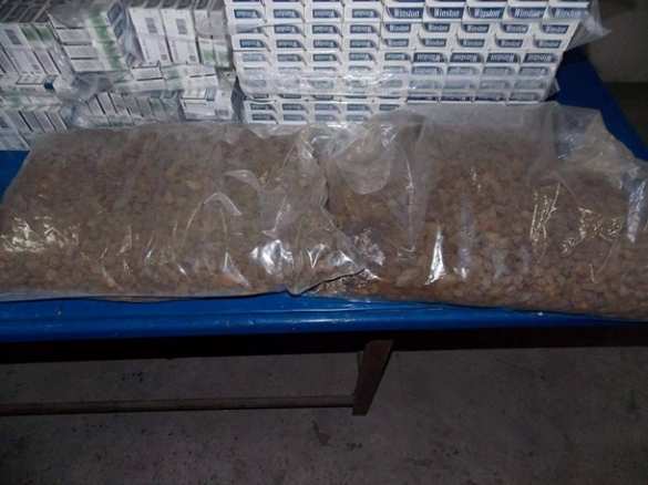 Помощник польского депутата вывозил с Украины контрабандные сигареты и янтарь (ФОТО) | Русская весна