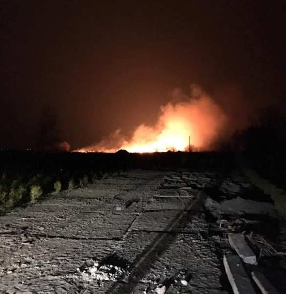 СРОЧНО: В Киеве упал и взорвался вертолет, — очевидцы (ФОТО, ВИДЕО, КАРТА) | Русская весна