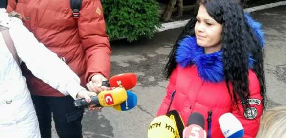 «В следующий раз убьют»: под Одессой выбили зубы «всушнице», обвинившей командование в воровстве (ФОТО, ВИДЕО) | Русская весна