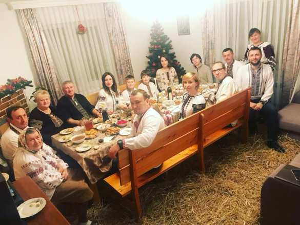 «Легенда майдана» депутат  Парасюк превратил свою  городскую квартиру в хлев (ФОТОФАКТ) | Русская весна