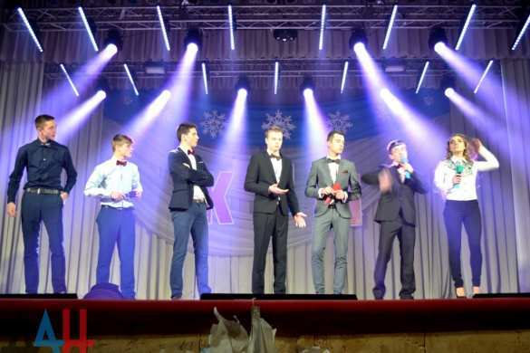 Макеевская команда КВН получила путевку на фестиваль «КиВиН-2016» в Сочи (ФОТО) | Русская весна