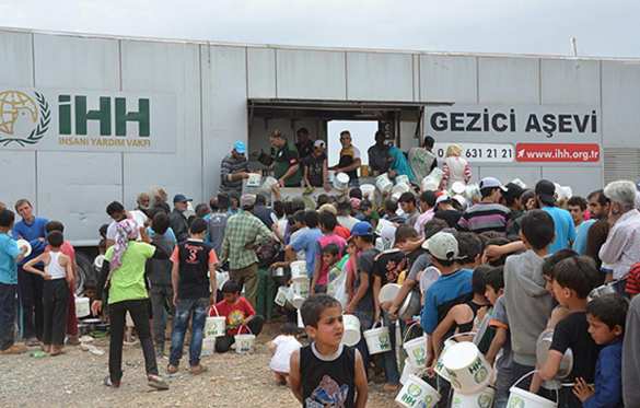 «Там невозможно жить!» — сторонники боевиков бегут из «оппозиционного» г. Джараблус под юрисдикцию Дамаска (ФОТО, ВИДЕО) | Русская весна