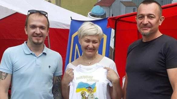 В Киеве детей учили стрелять по Кремлю под чтение книжки Ларисы Ницой (ФОТО) | Русская весна