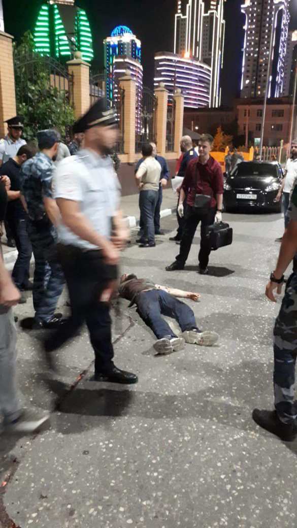 Нападение на полицейских в Грозном: подробности (ВИДЕО, ФОТО 18+) | Русская весна