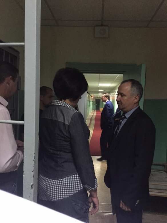 «Луценко дураком родился...» — генпрокурор Украины признал существование тайной тюрьмы СБУ (ФОТО) | Русская весна