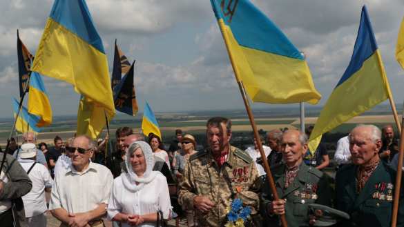 В форме СС, с черепами и свастиками: дикая церемония «перезахоронения героев» во Львовской области (ФОТО) | Русская весна