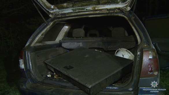 Жуткая находка: на Украине пропавшую семью нашли в машине на дне реки (ФОТО) | Русская весна