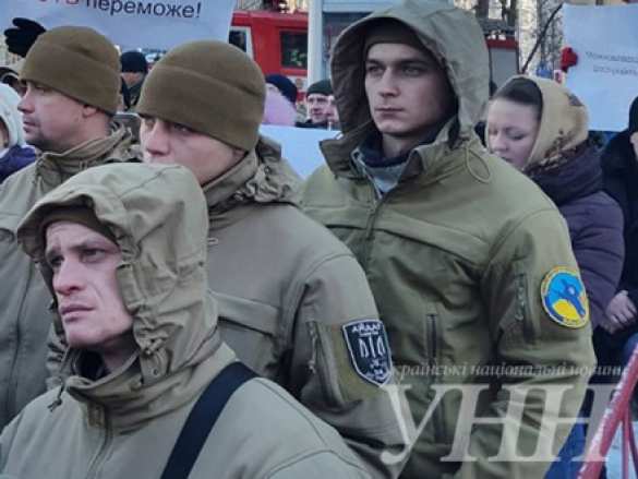 Хроники нового майдана: «титушки», автозаки и чучело Порошенко на унитазе (ФОТО, ВИДЕО) | Русская весна