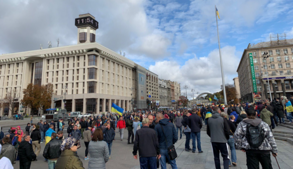 На Майдане начинается «вече жёлтых повязок» против формулы Штайнмайера — смотрите и комментируйте с РВ | Русская весна