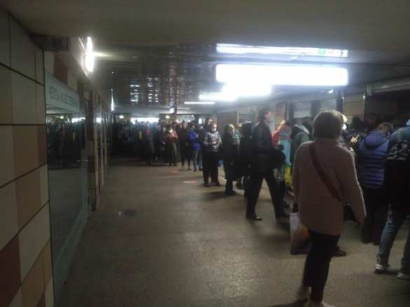 Коллапс в метро Москвы: десятки тысяч людей могли заразить друг друга (ФОТО, ВИДЕО) | Русская весна