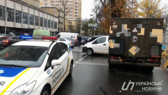 Майдан в Киеве: Протестующие установили баррикады (ФОТО) | Русская весна