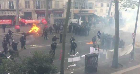 Первомай в Париже: полиция применила слезоточивый газ (ФОТО, ВИДЕО) | Русская весна