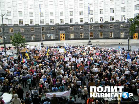 «Научите выживать на 1200 гривен», — украинские ученые пикетировали кабмин (ФОТО, ВИДЕО) | Русская весна