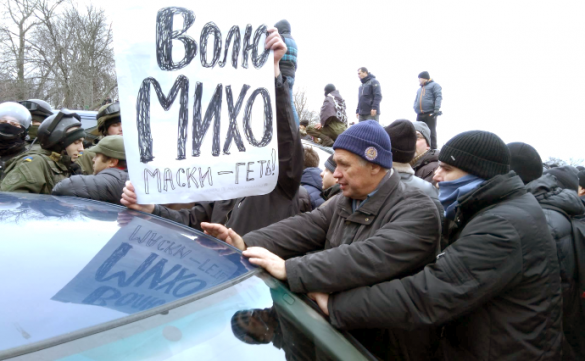 МихоМайдан: в центре Киева — новые стычки полиции и протестующих, растут баррикады (ФОТО, ВИДЕО) | Русская весна