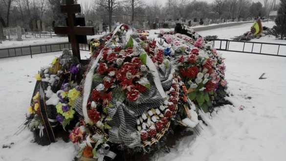 Опубликованы снимки с могилы Арсена Павлова (ФОТО) | Русская весна