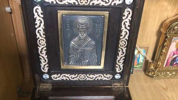 Украинец украл из храма мощи Святого Николая и подарил их другу (ФОТО) | Русская весна