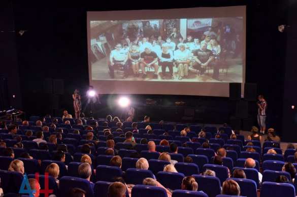 «Донецк — моя Спарта»: в столице ДНР состоялась премьера фильма о войне (ФОТО, ВИДЕО) | Русская весна