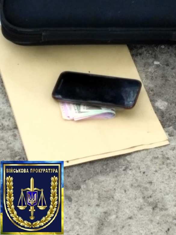 Офицер ВСУ за деньги пускал на военный аэродром поиграть в пейнтбол (ФОТО) | Русская весна