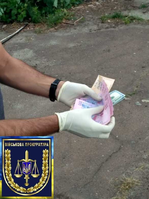 Офицер ВСУ за деньги пускал на военный аэродром поиграть в пейнтбол (ФОТО) | Русская весна